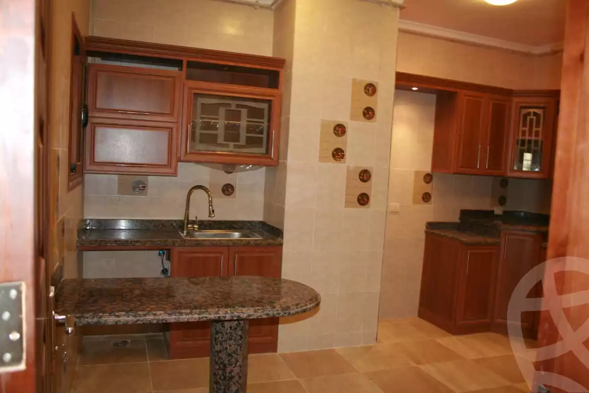 https://aqarmap.com.eg/ar/listing/4196290-for-rent-cairo-new-cairo-compounds-el-guezira-green-park
