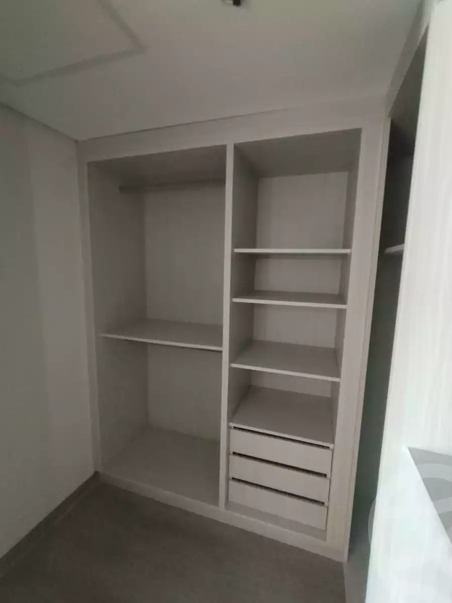 https://aqarmap.com.eg/en/listing/4203010-for-rent-cairo-el-sheikh-zayed-city-compounds-kmbwnd-ljry-swdyk