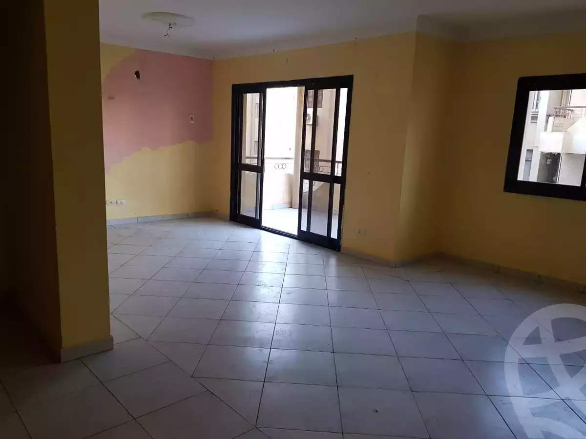 https://aqarmap.com.eg/en/listing/4204646-for-sale-cairo-new-cairo-compounds-la-rose