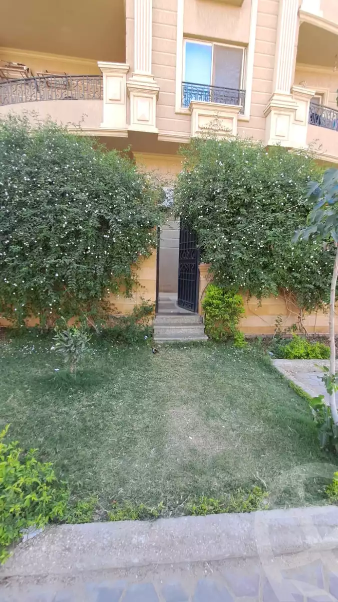 https://aqarmap.com.eg/ar/listing/4742207-for-rent-cairo-new-cairo-el-narges-el-narges-2-pilot-halawany-st
