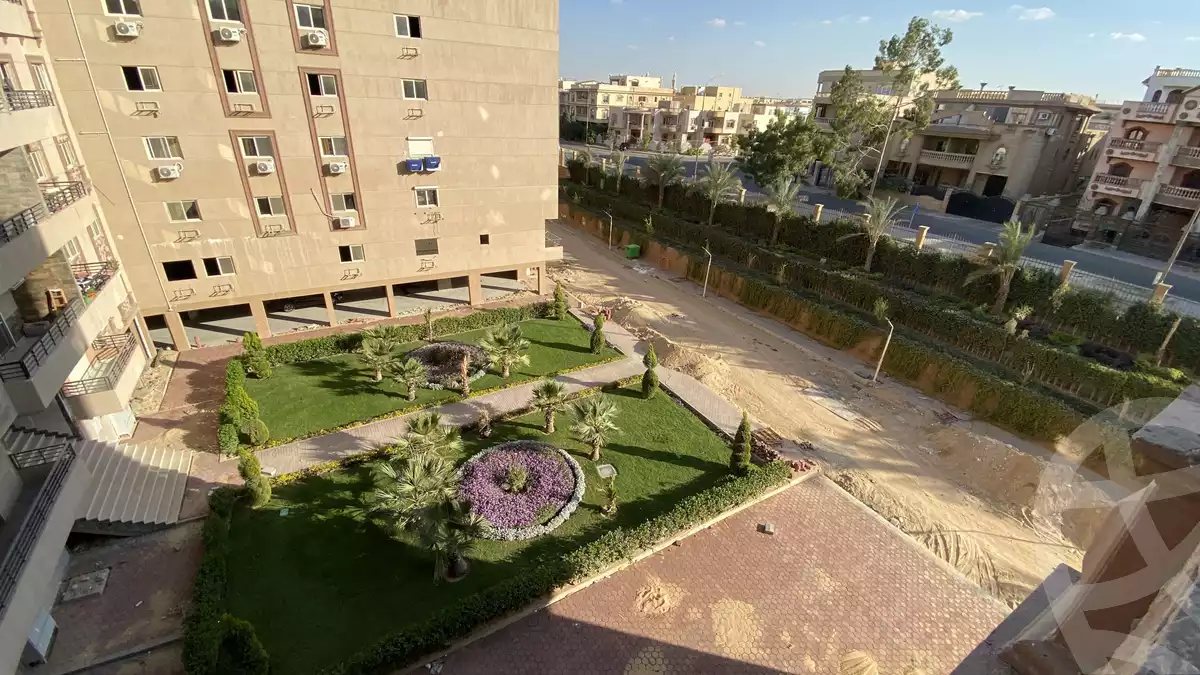 https://aqarmap.com.eg/en/listing/4208205-for-sale-cairo-al-oubour-el-hay-el-sades-imam-abo-hanifa-el-noaman-st