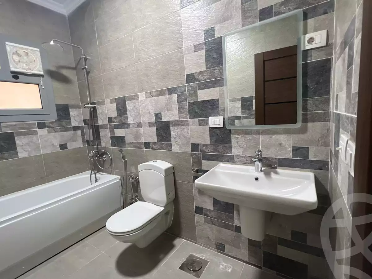 https://aqarmap.com.eg/en/listing/4209108-for-rent-cairo-el-shorouk-lhy-lthlth-shrq-neighbourhood-3