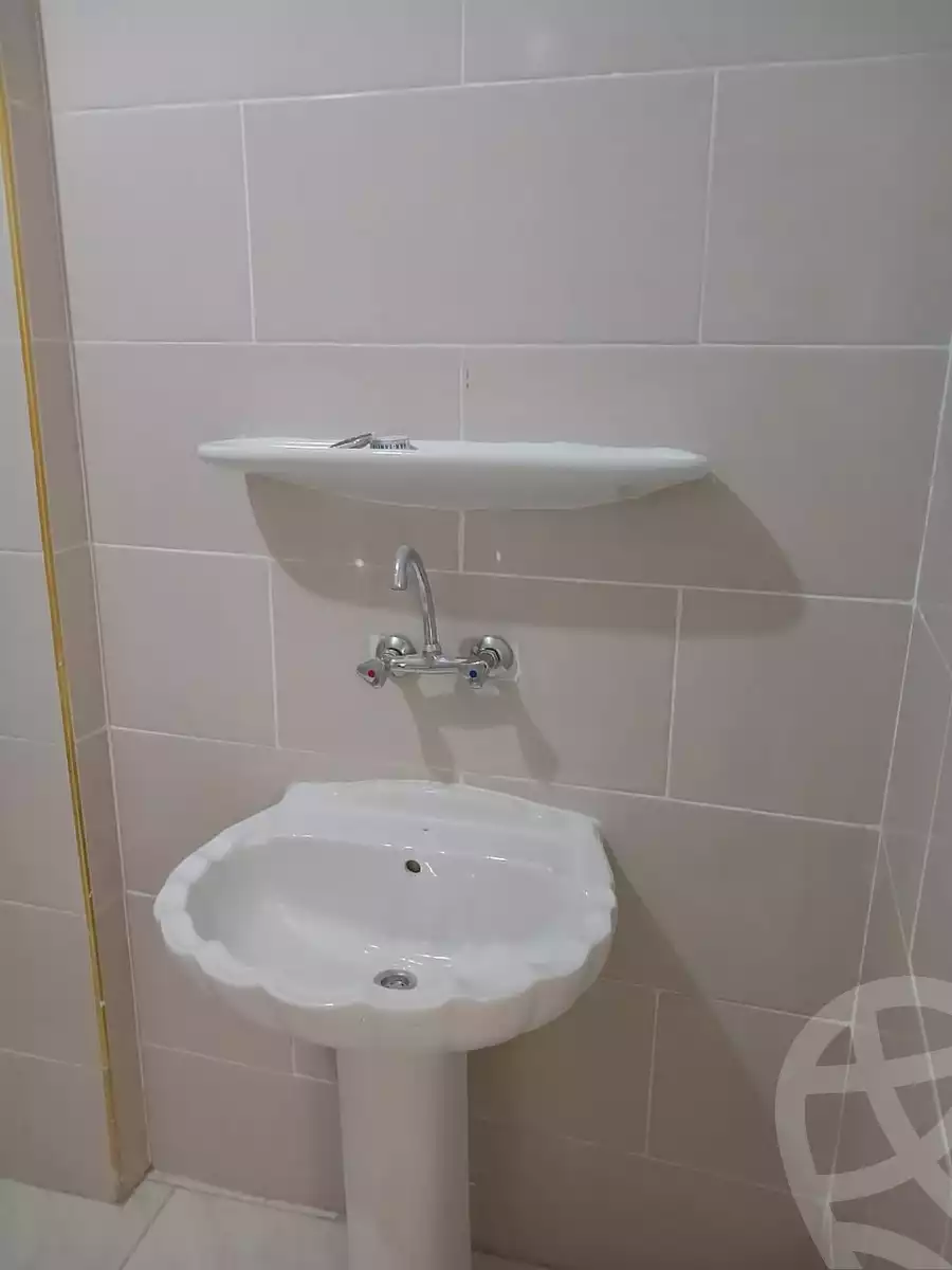 https://aqarmap.com.eg/ar/listing/4211590-for-rent-alexandria-l-jmy-bw-ywsf