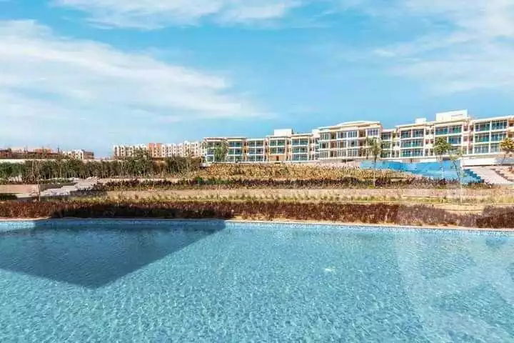 https://aqarmap.com.eg/ar/listing/4211762-for-sale-cairo-6th-of-october-compound-creek-park