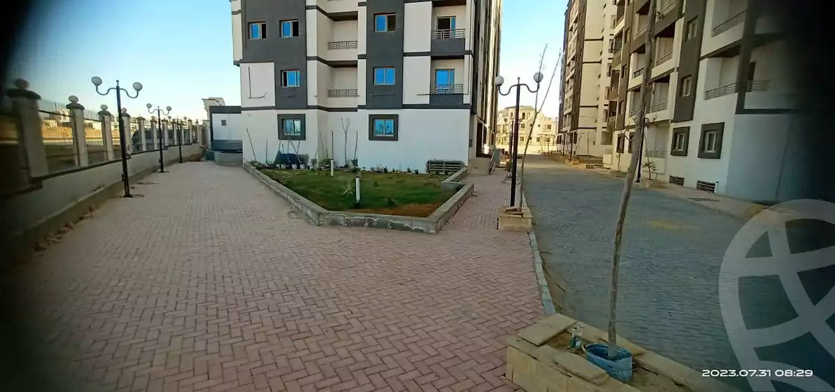 https://aqarmap.com.eg/ar/listing/4216913-for-sale-cairo-new-administrative-capital-r7-le-ciel
