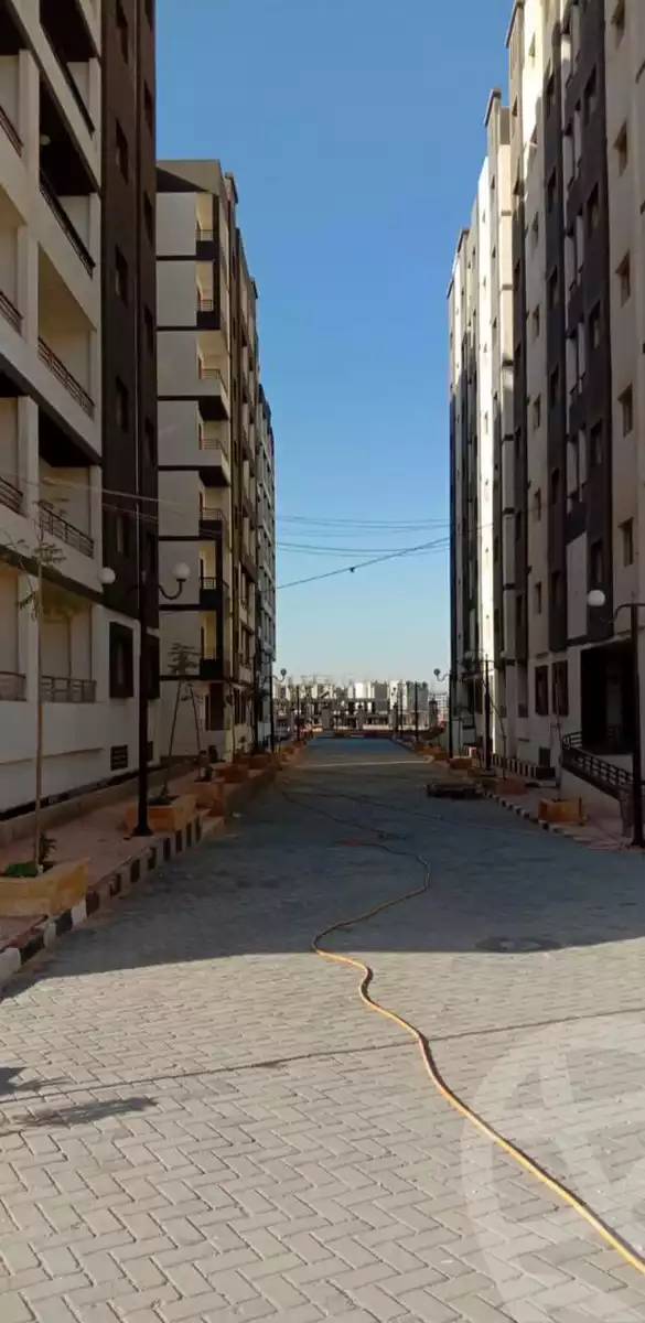 https://aqarmap.com.eg/ar/listing/4216913-for-sale-cairo-new-administrative-capital-r7-le-ciel