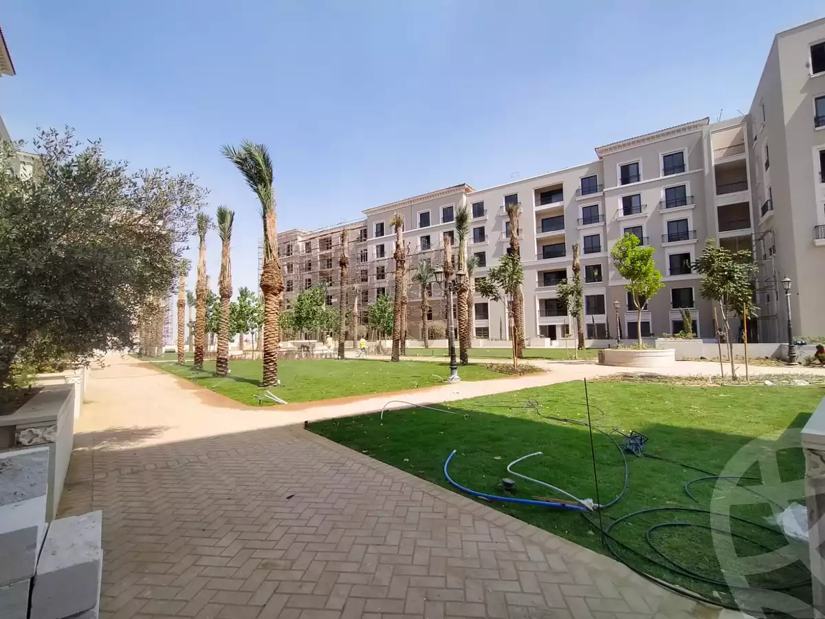 https://aqarmap.com.eg/en/listing/4217735-for-sale-cairo-el-sheikh-zayed-city-compounds-kmbwnd-fyldj-wyst-dr-llttwyr