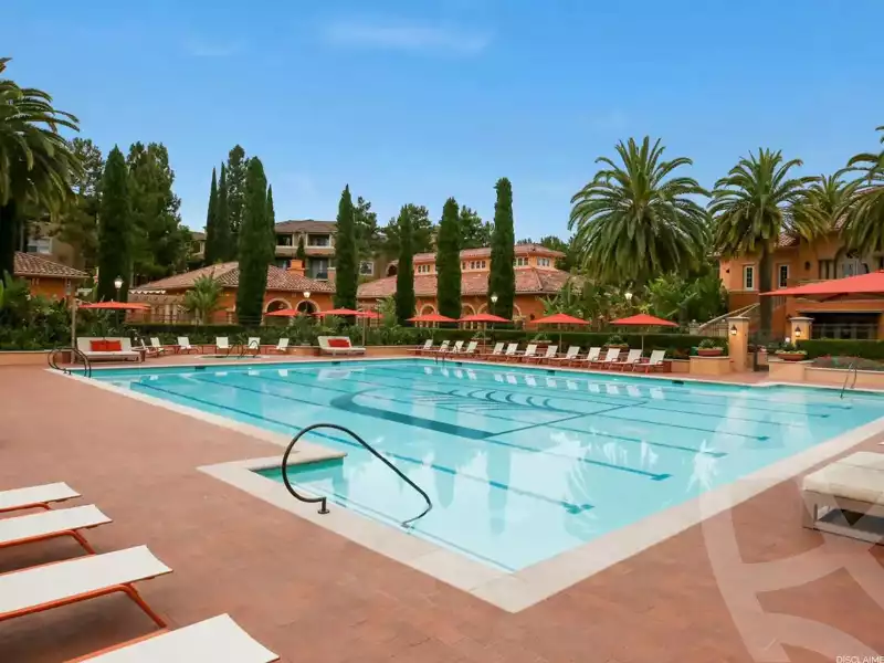 https://aqarmap.com.eg/en/listing/4217829-for-sale-cairo-el-sheikh-zayed-city-compounds-kmbwnd-fyldj-wyst-dr-llttwyr
