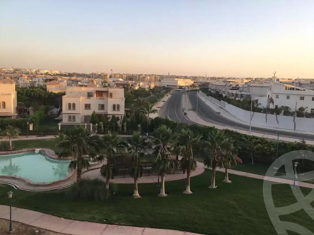 https://aqarmap.com.eg/en/listing/4217891-for-sale-cairo-el-sheikh-zayed-city-compounds-greens