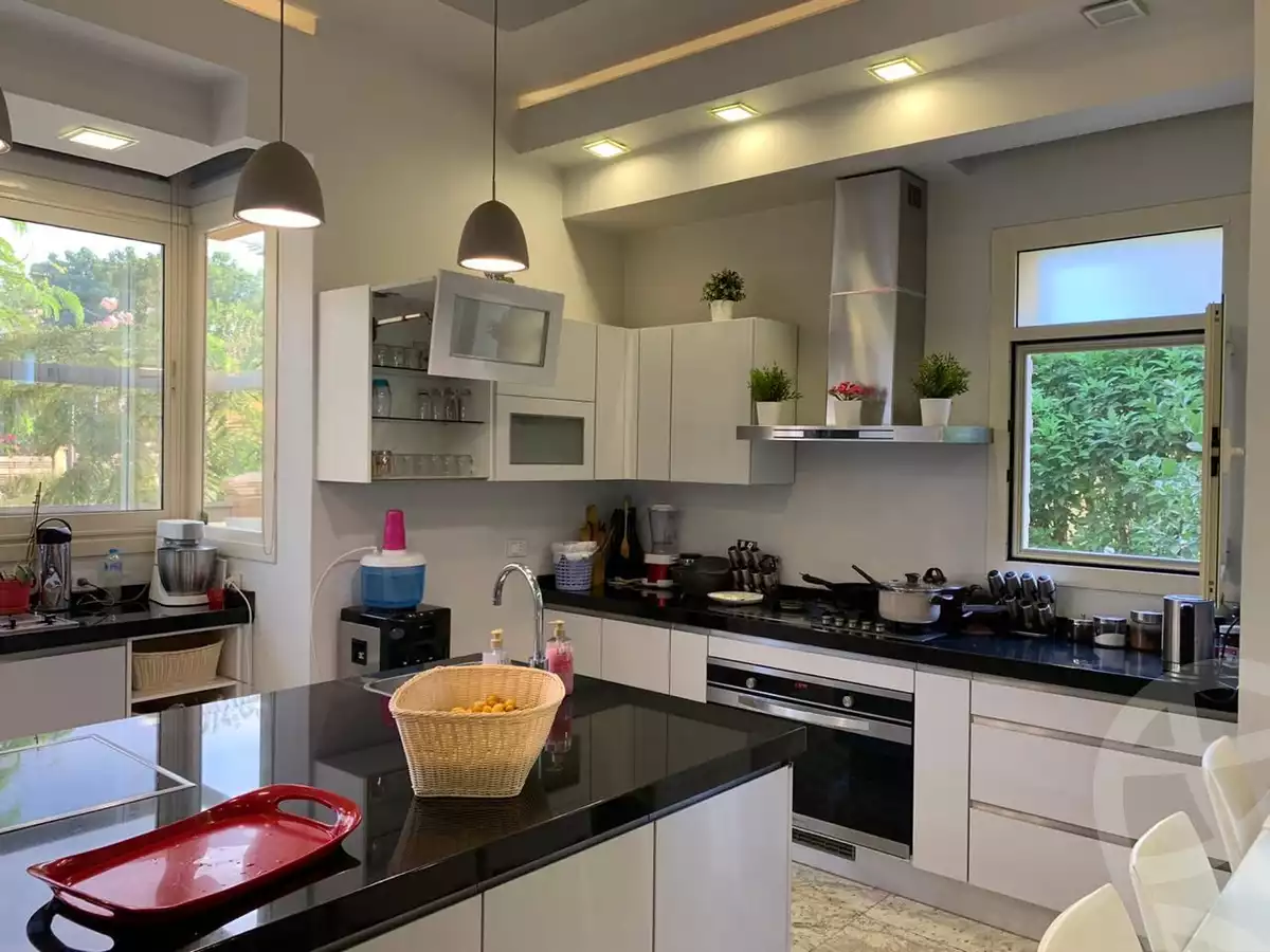 https://aqarmap.com.eg/en/listing/4218653-for-sale-cairo-el-sheikh-zayed-city-compounds-in-sheikh-zayed-jeera