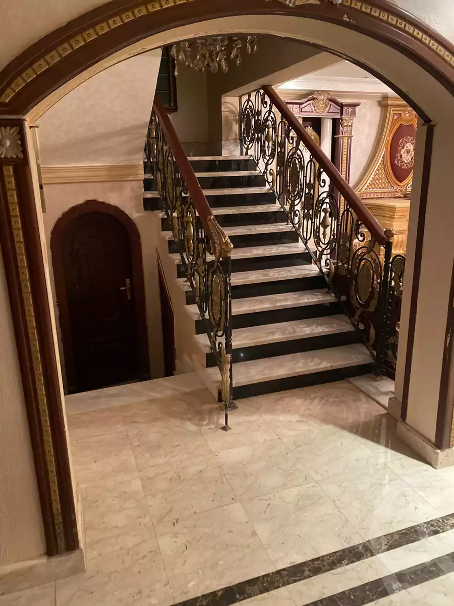 https://aqarmap.com.eg/en/listing/4220194-for-sale-cairo-el-sheikh-zayed-city-compounds-in-sheikh-zayed-moon-land