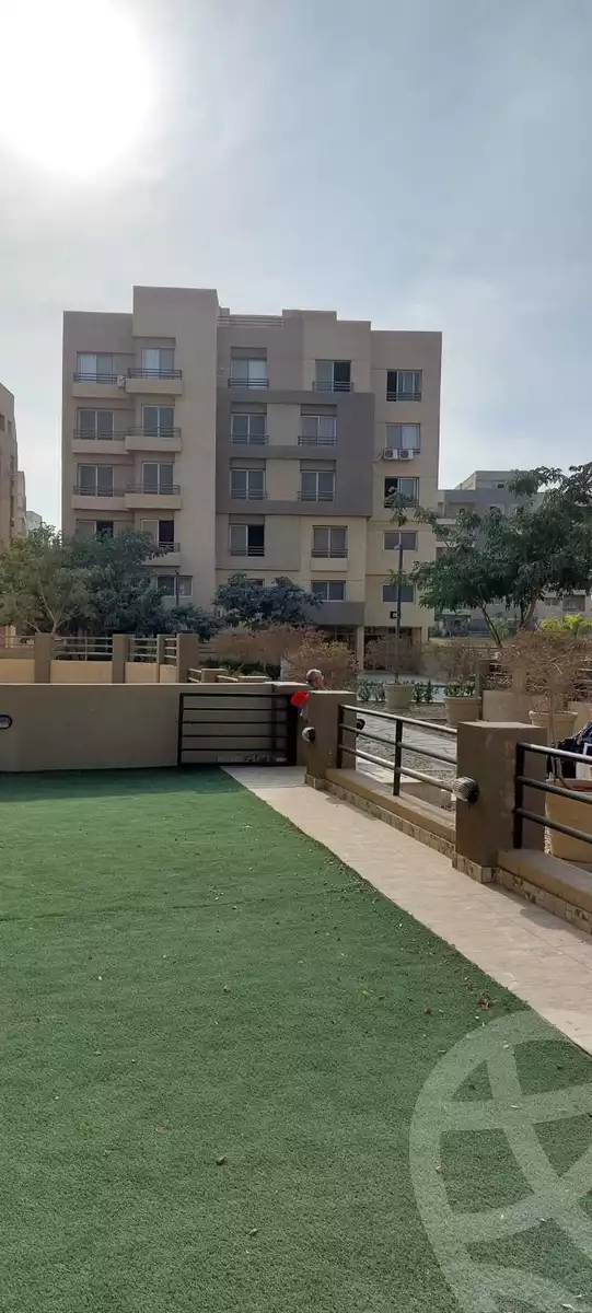 https://aqarmap.com.eg/ar/listing/4220547-for-rent-cairo-new-cairo-compounds-the-square