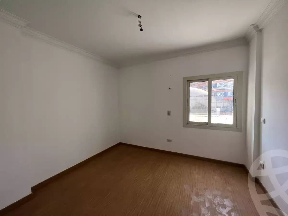 https://aqarmap.com.eg/en/listing/4224907-for-rent-cairo-new-administrative-capital-r3-capital-care-medical-complex