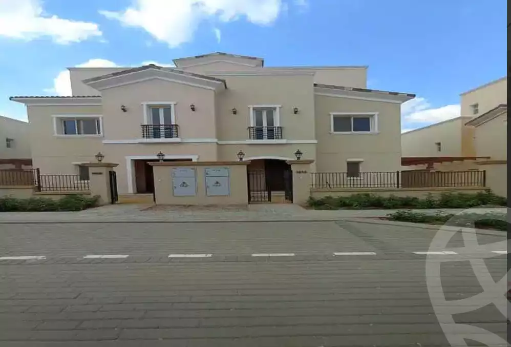 https://aqarmap.com.eg/en/listing/4225803-for-sale-cairo-mokattam-compounds-uptown-cairo
