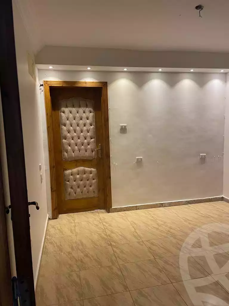 https://aqarmap.com.eg/en/listing/4226936-for-sale-cairo-al-oubour-eskan-el-shabab