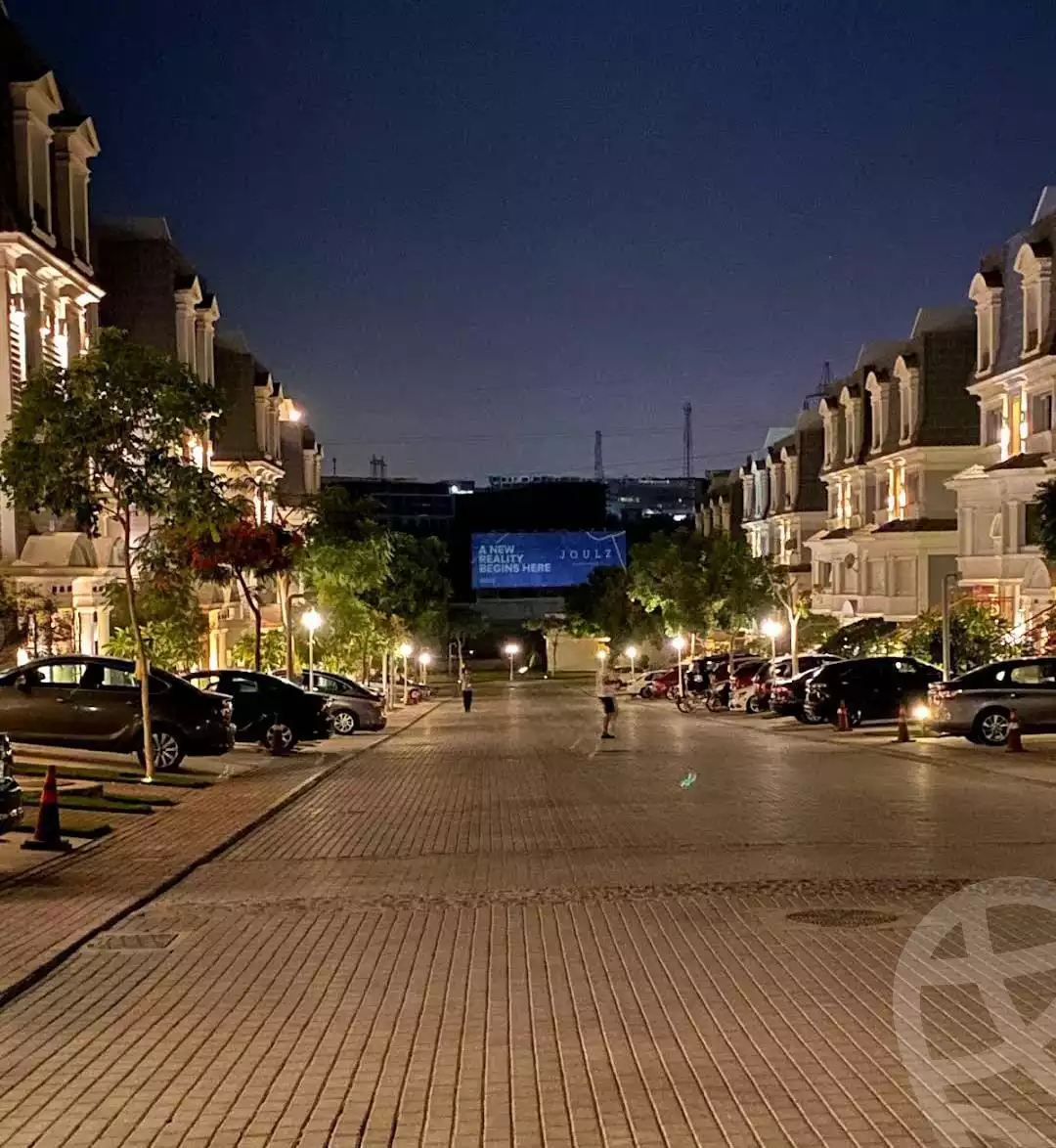 https://aqarmap.com.eg/en/listing/4229345-for-sale-cairo-6th-of-october-compounds-mountain-view-giza-plateau