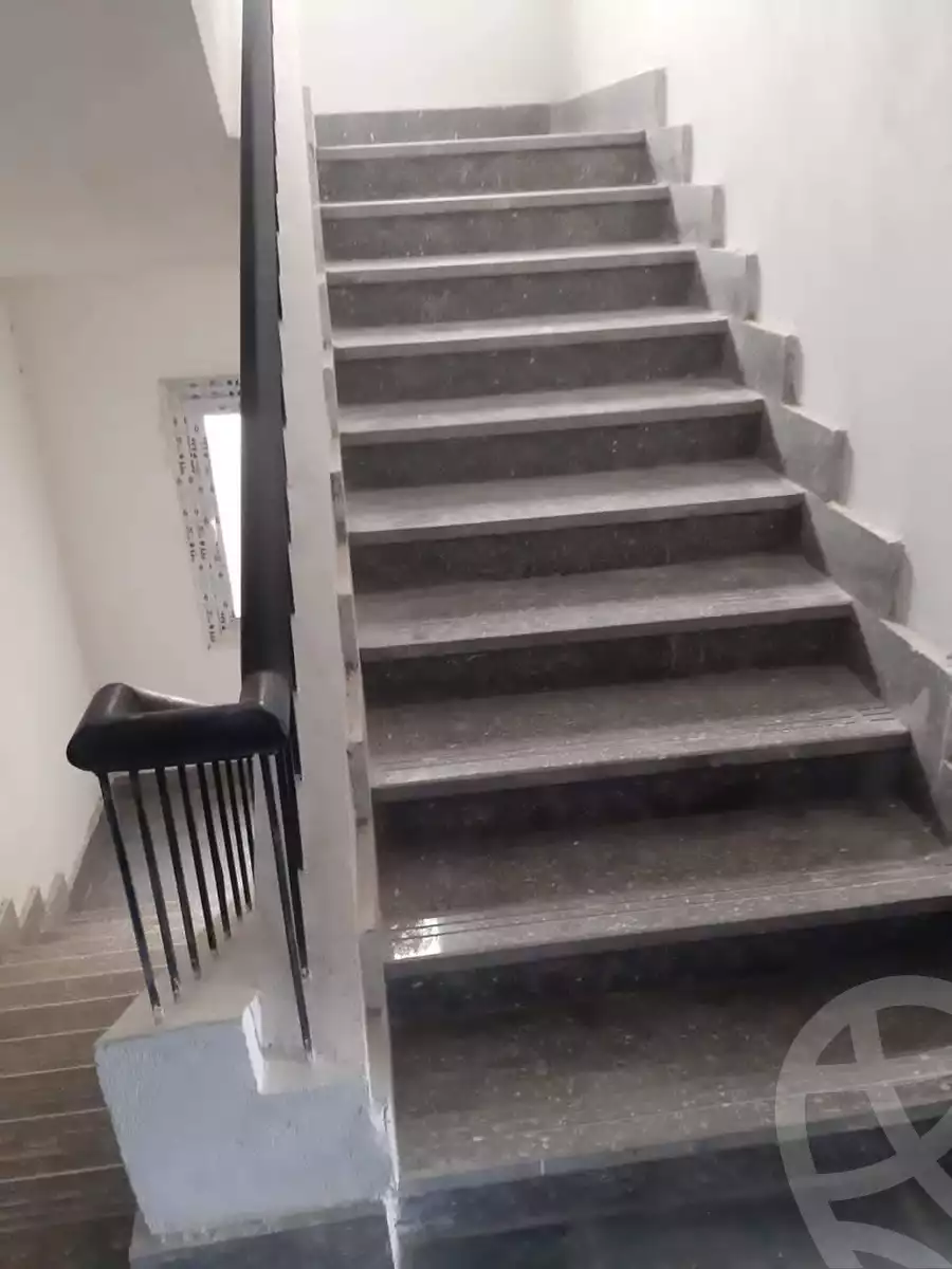 https://aqarmap.com.eg/ar/listing/4233873-for-sale-cairo-new-cairo-compounds