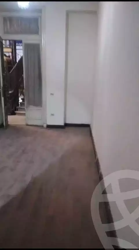 https://aqarmap.com.eg/ar/listing/4236510-for-rent-cairo-downtown-el-tahrir