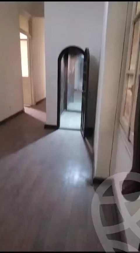 https://aqarmap.com.eg/ar/listing/4236510-for-rent-cairo-downtown-el-tahrir