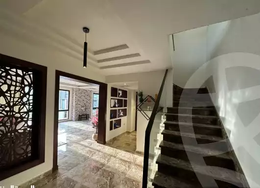 https://aqarmap.com.eg/ar/listing/4238611-for-rent-cairo-el-sheikh-zayed-city-compounds-in-sheikh-zayed-beverly-hills