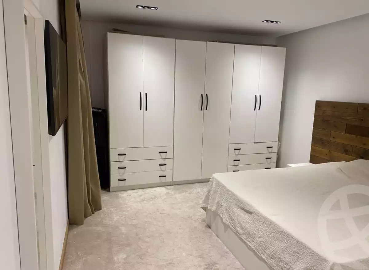 https://aqarmap.com.eg/en/listing/4239331-for-sale-cairo-new-cairo-compounds-galleria-moon-valley
