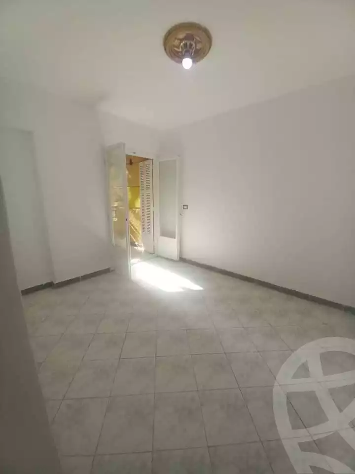 https://aqarmap.com.eg/en/listing/4242015-for-sale-alexandria-fyktwry-mohammed-naguib-st