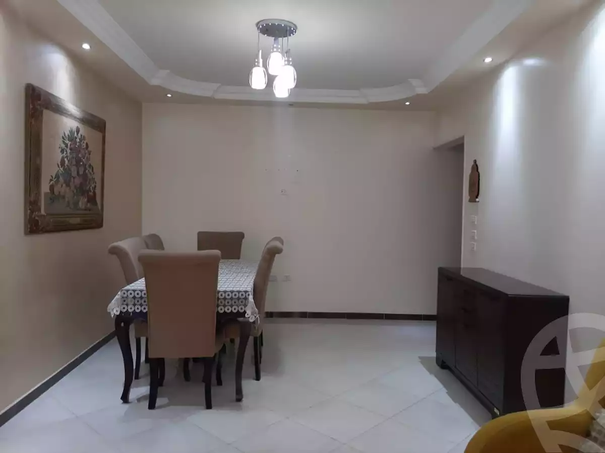 https://aqarmap.com.eg/ar/listing/4245453-for-rent-cairo-el-sheikh-zayed-city-el-hay-elthamen-area-1