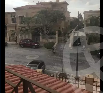 https://aqarmap.com.eg/en/listing/4248673-for-sale-cairo-el-sheikh-zayed-city-compounds-in-sheikh-zayed-royal-meadows