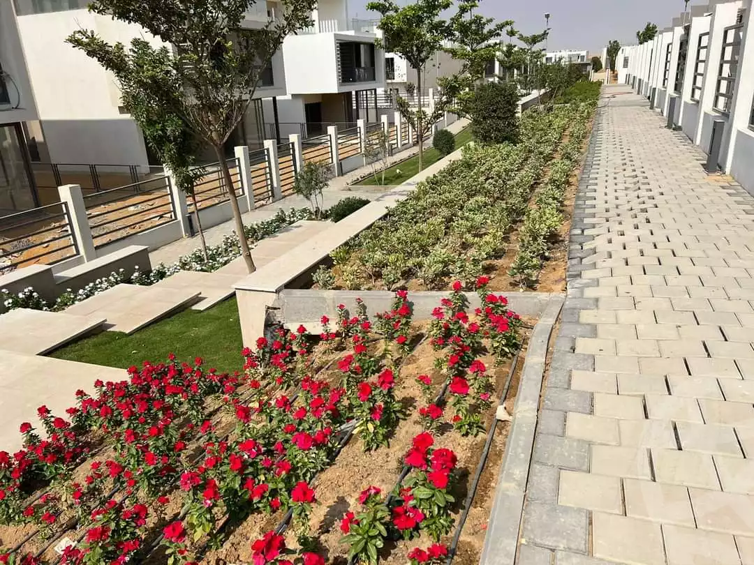 https://aqarmap.com.eg/en/listing/4251543-for-sale-cairo-new-cairo-compounds-fifth-square