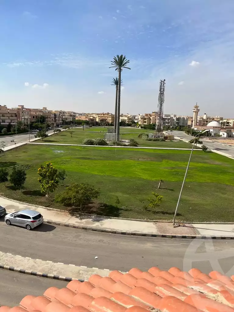 https://aqarmap.com.eg/ar/listing/4252791-for-sale-cairo-el-shorouk-lhy-lwl-grb-neighbourhood-1-street-16