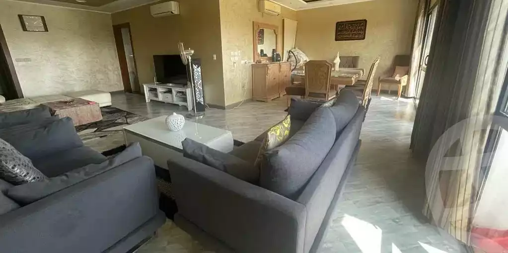 https://aqarmap.com.eg/en/listing/4255228-for-sale-cairo-el-sheikh-zayed-city-compounds-kmbwnd-wyst-twn-swdyk