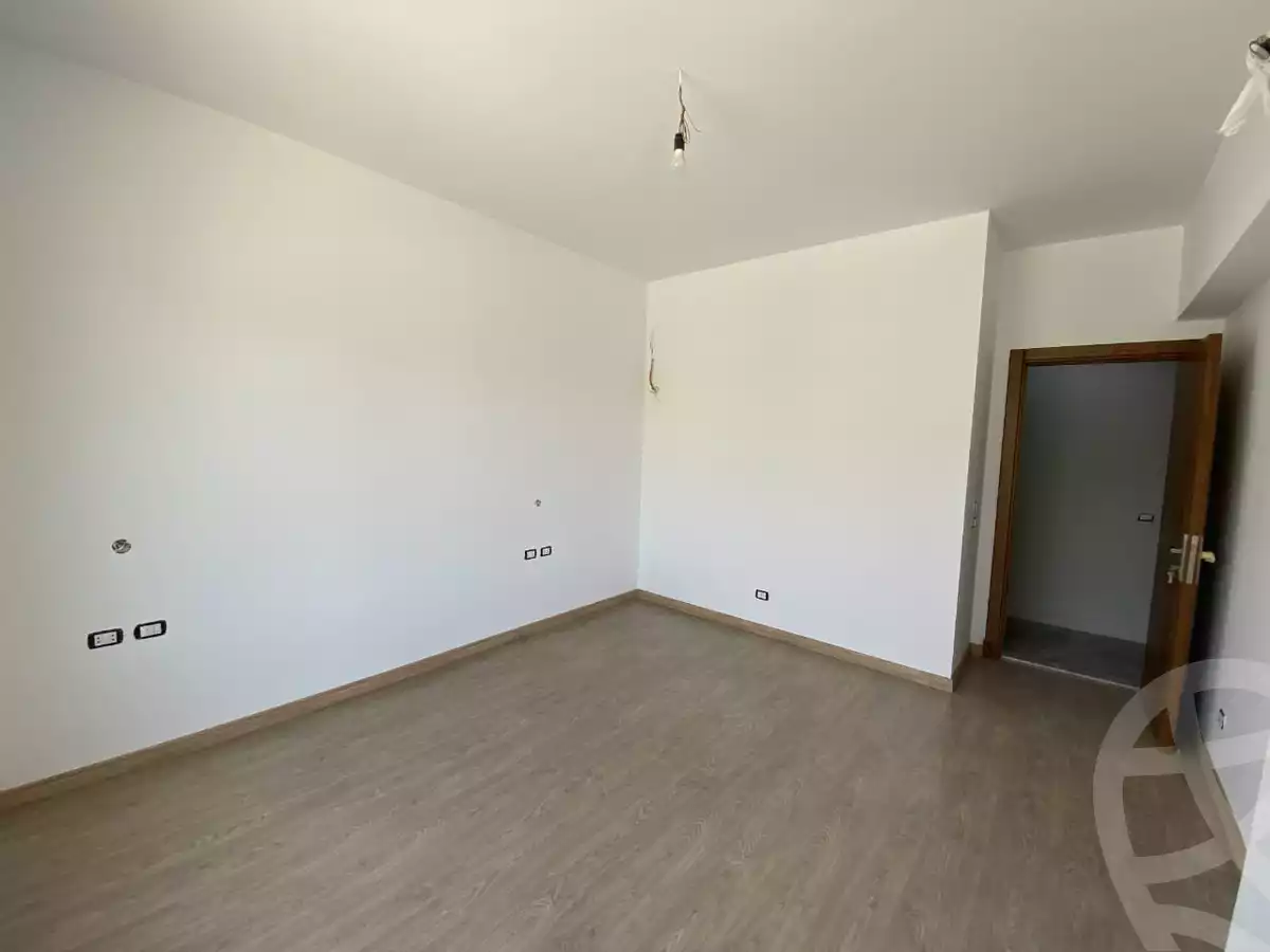 https://aqarmap.com.eg/ar/listing/4260804-for-rent-cairo-6th-of-october-compound-woodville