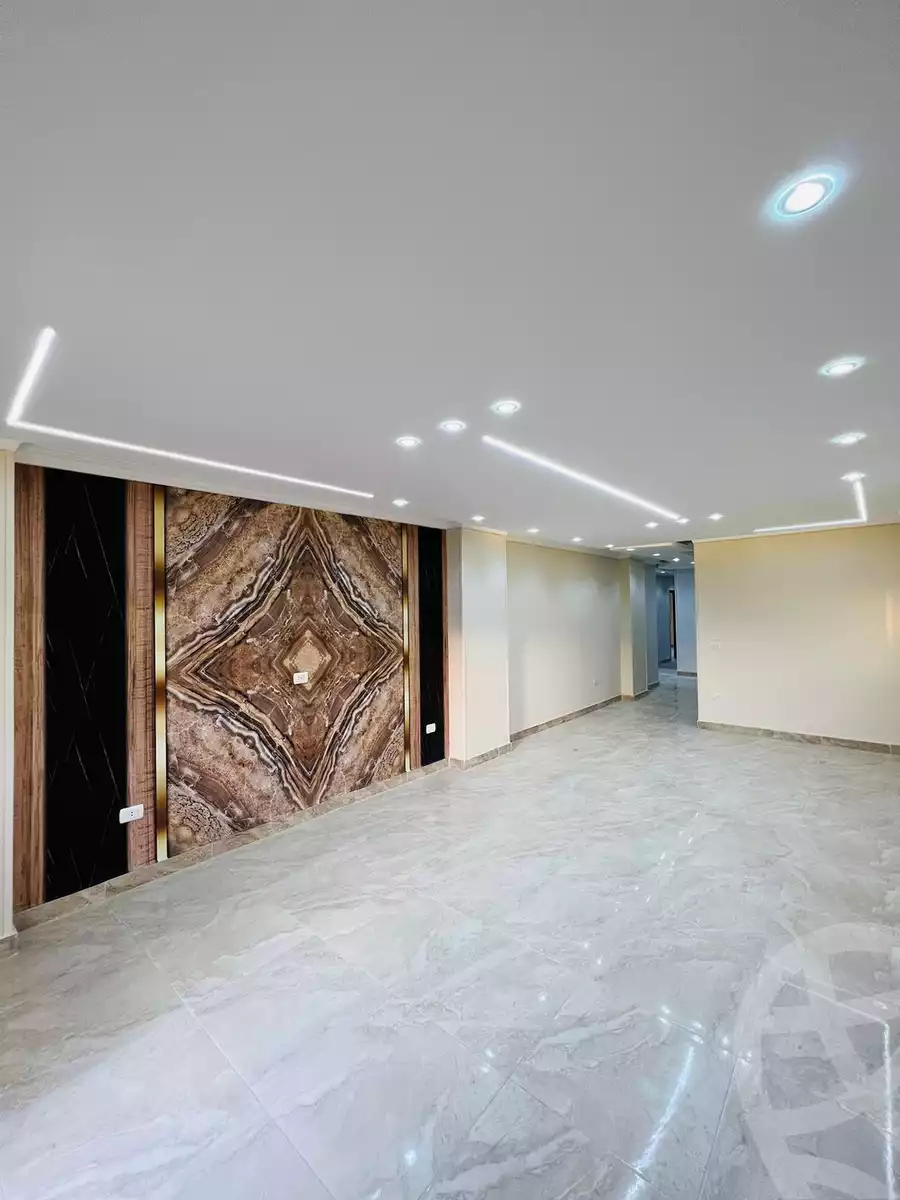 https://aqarmap.com.eg/en/listing/4261942-for-sale-cairo-cairo-hdyq-lhrm-lmntqh-l