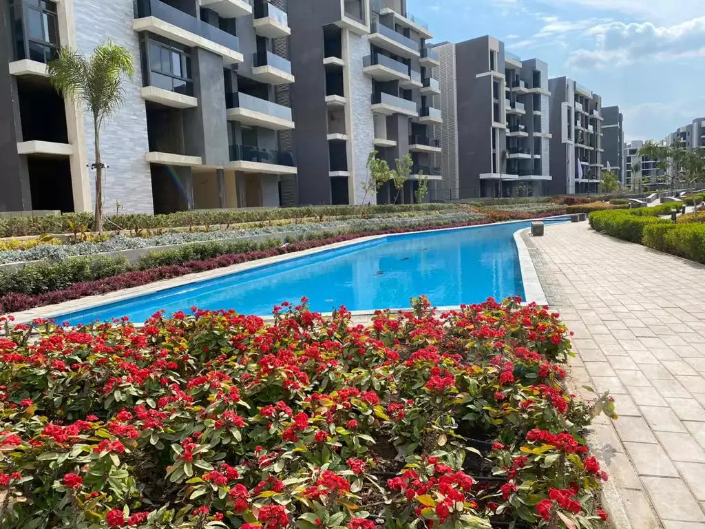https://aqarmap.com.eg/ar/listing/4265898-for-sale-cairo-6th-of-october-compound-sun-capital