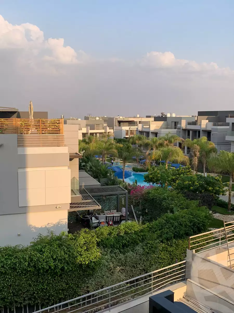 https://aqarmap.com.eg/en/listing/4267469-for-sale-cairo-el-sheikh-zayed-city-compounds-in-sheikh-zayed-el-patio-zahraa