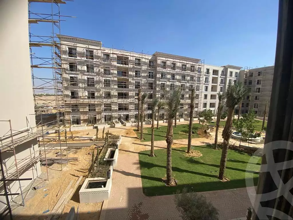 https://aqarmap.com.eg/en/listing/4268532-for-sale-cairo-el-sheikh-zayed-city-compounds-kmbwnd-fyldj-wyst-dr-llttwyr