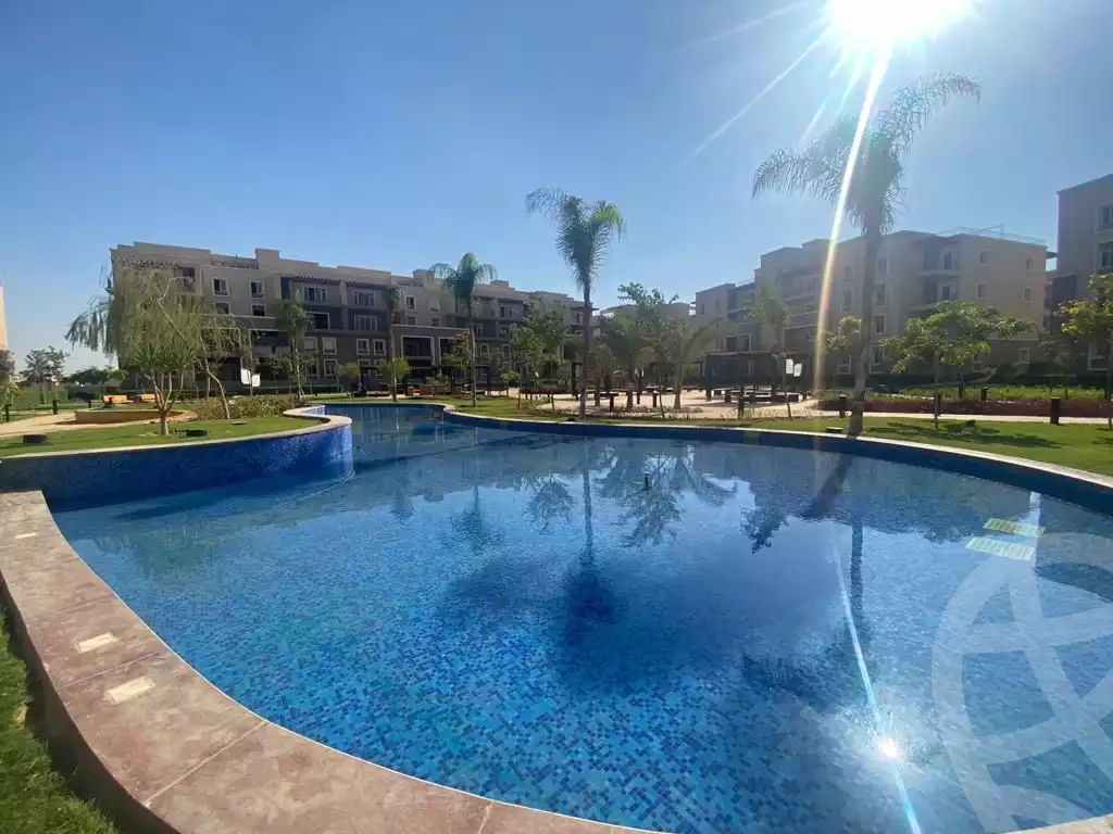 https://aqarmap.com.eg/ar/listing/4271922-for-sale-cairo-6th-of-october-compound-october-plaza