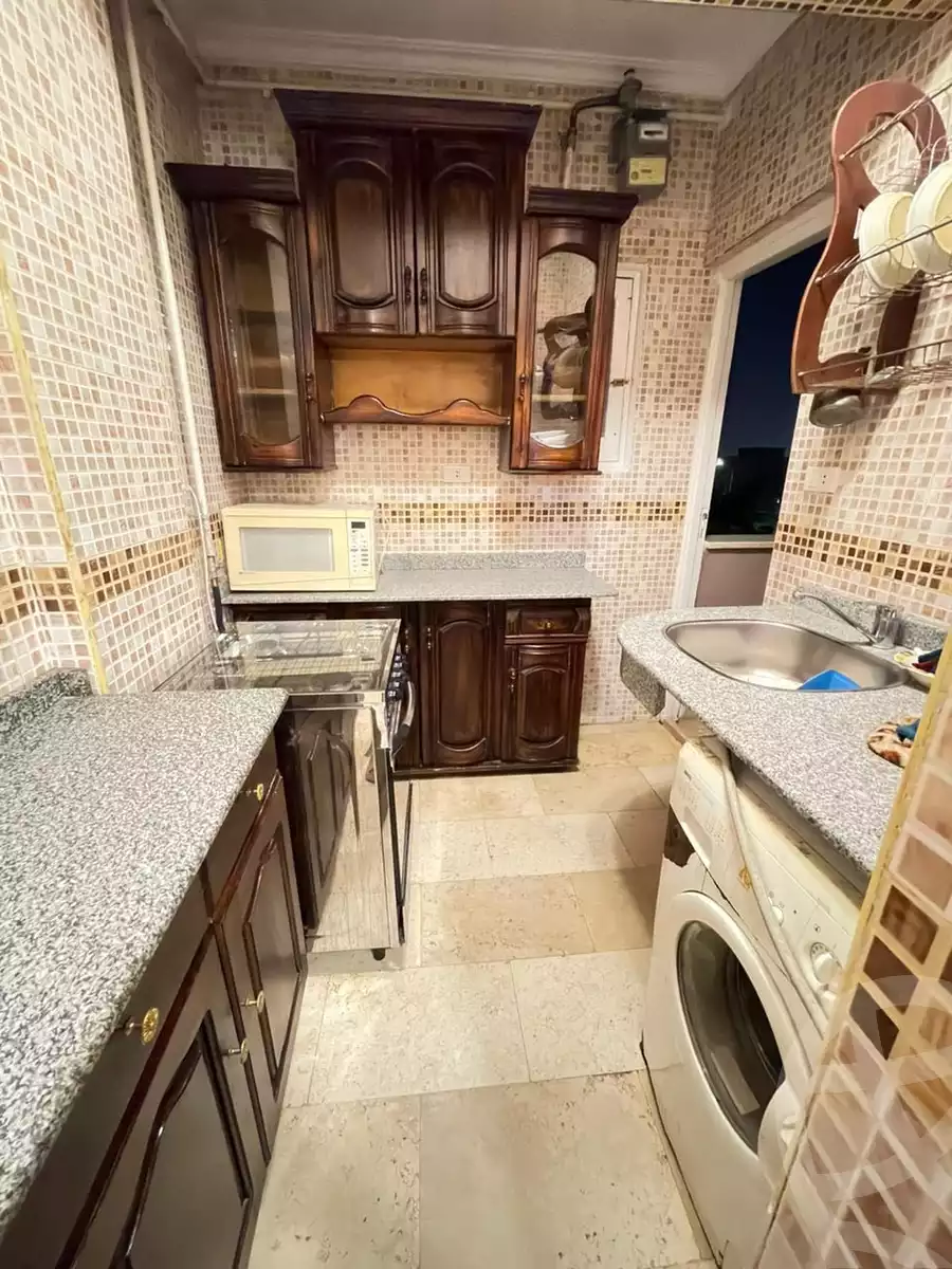 https://aqarmap.com.eg/en/listing/4272075-for-rent-cairo-el-sheikh-zayed-city-el-hay-elawel-street-10