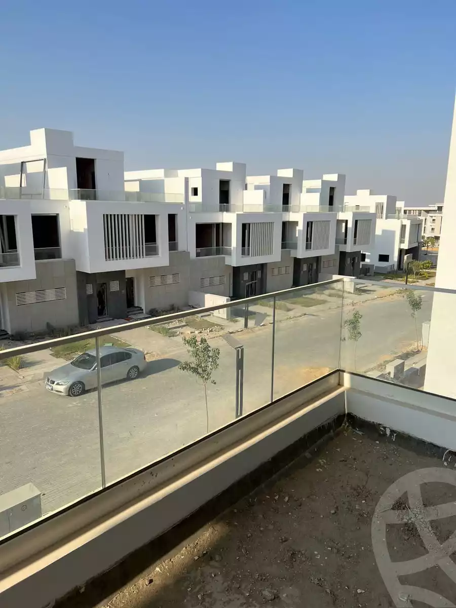 https://aqarmap.com.eg/en/listing/4274989-for-sale-cairo-alex-cairo-desert-road-kmbwnd-fy-tryq-skndry-lshrwy-joulz-compound-inertia