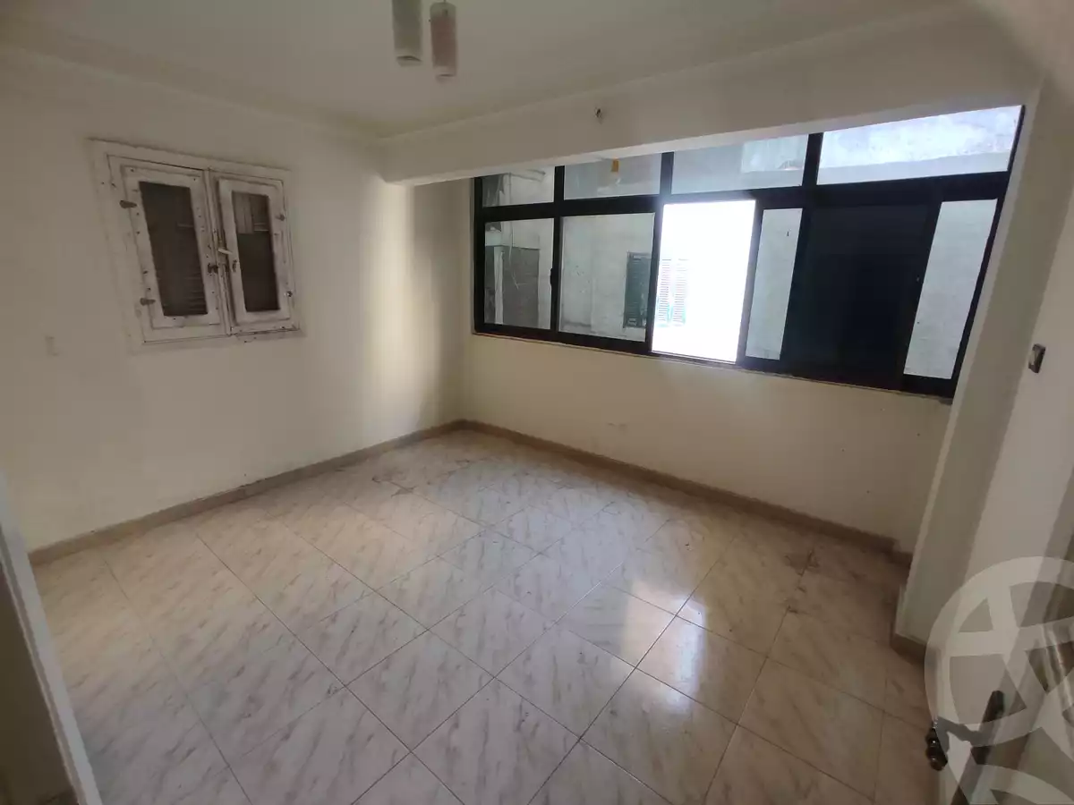 https://aqarmap.com.eg/en/listing/4275064-for-rent-alexandria-moharram-bey-moharram-bek-st