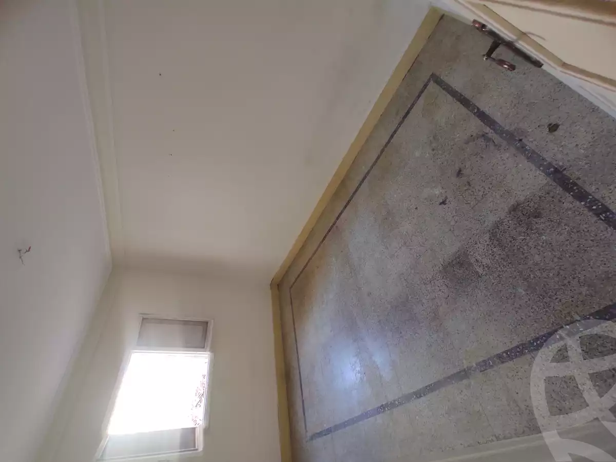 https://aqarmap.com.eg/en/listing/4275064-for-rent-alexandria-moharram-bey-moharram-bek-st