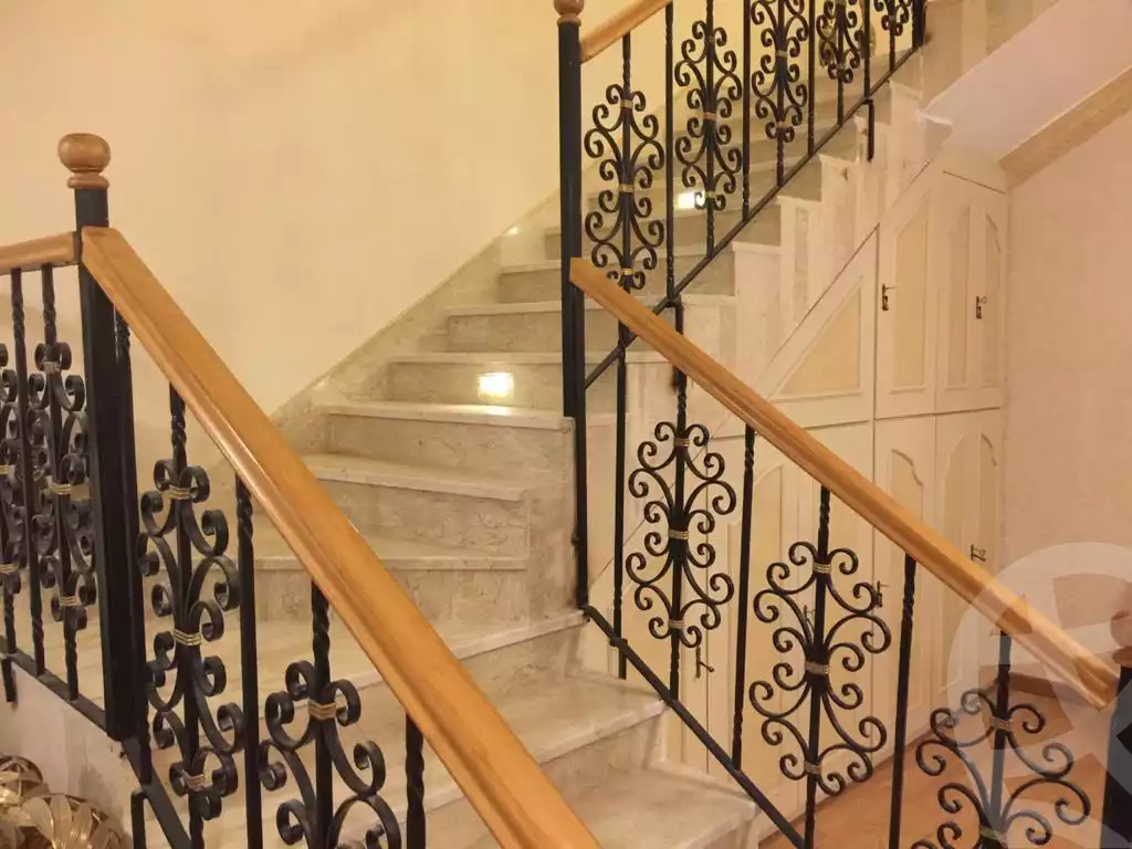 https://aqarmap.com.eg/ar/listing/4276407-for-sale-cairo-el-shorouk-lhy-lthlth-shrq-neighbourhood-3