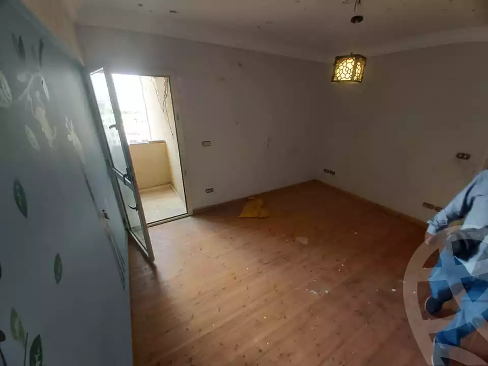 https://aqarmap.com.eg/ar/listing/4282220-for-rent-alexandria-kafr-abdo-el-iman-st