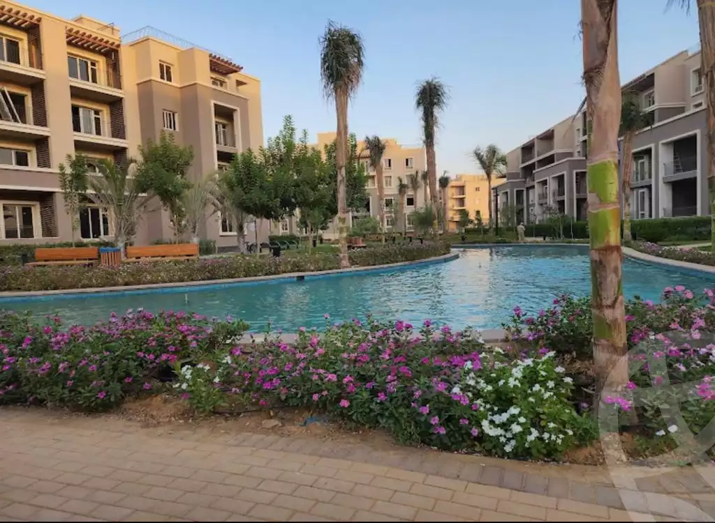 https://aqarmap.com.eg/en/listing/4282295-for-sale-cairo-6th-of-october-compound-october-plaza