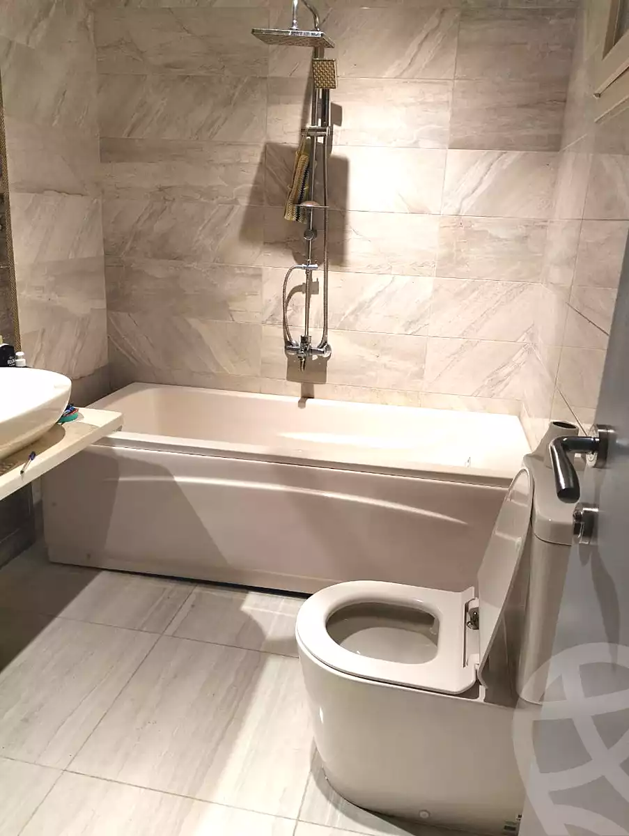https://aqarmap.com.eg/en/listing/4285765-for-rent-cairo-el-sheikh-zayed-city-el-hay-el-thaleth-ashaer-area-5