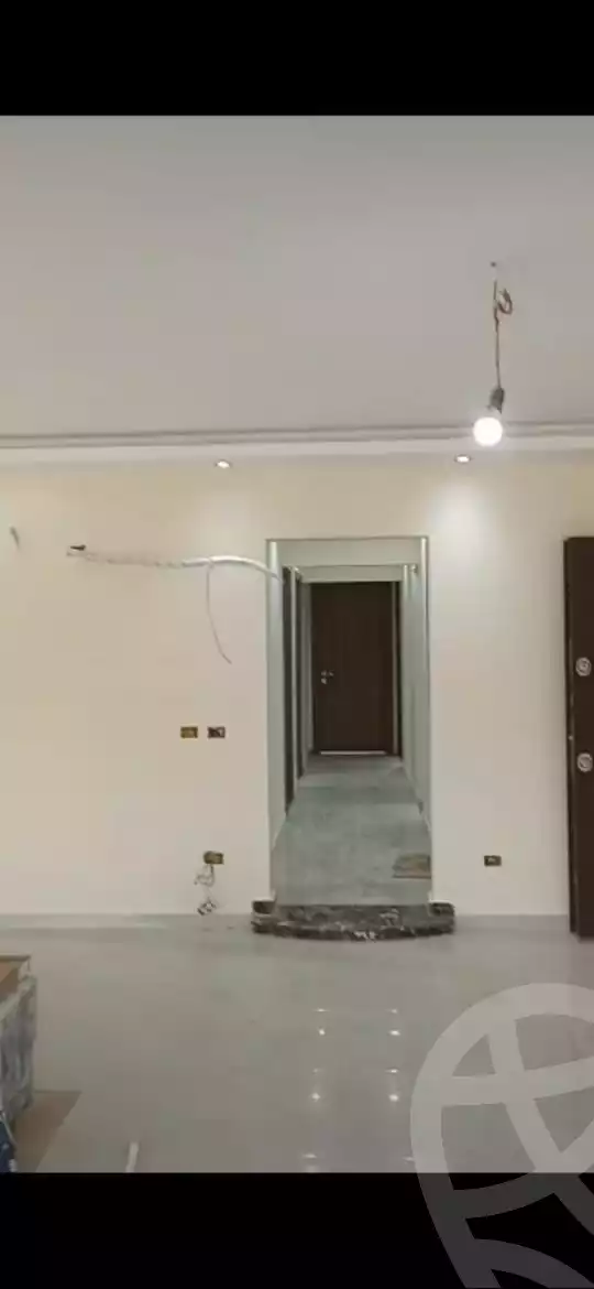 https://aqarmap.com.eg/ar/listing/4286465-for-sale-cairo-new-cairo-compounds-stwn-ryzydns-by-ar-y-llttwyr