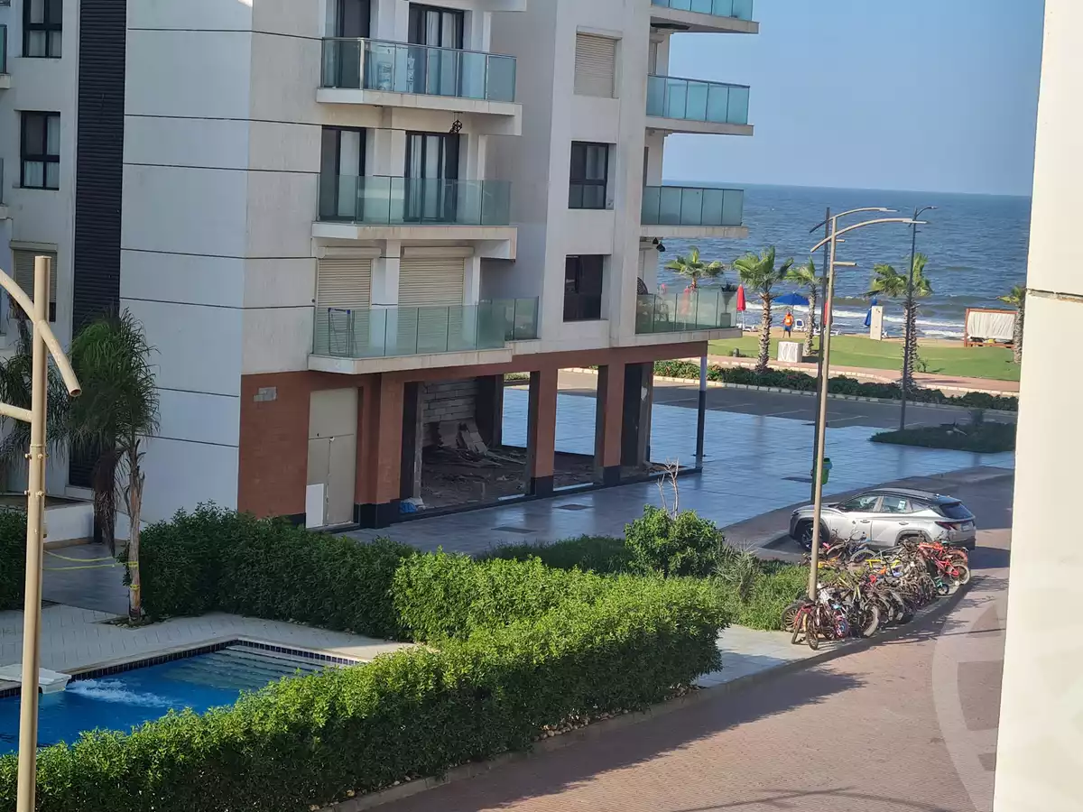https://aqarmap.com.eg/en/listing/4299165-for-sale-port-said-kmbwnd-fy-bwr-s-yd-porto-said-compound-amer-group