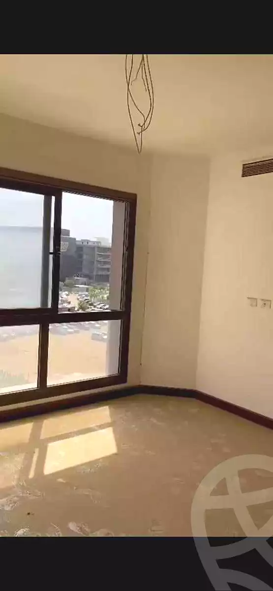 https://aqarmap.com.eg/en/listing/4264549-for-sale-cairo-new-cairo-compounds-porto-cairo-villas