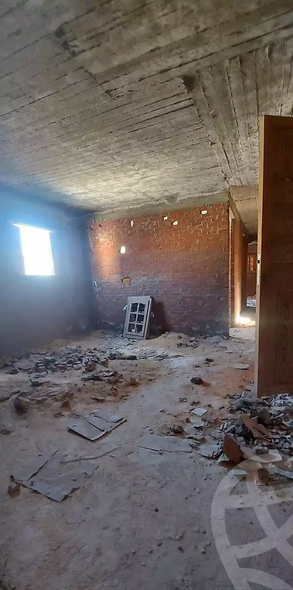 https://aqarmap.com.eg/en/listing/4304643-for-sale-alexandria-bw-qyr-toson-st