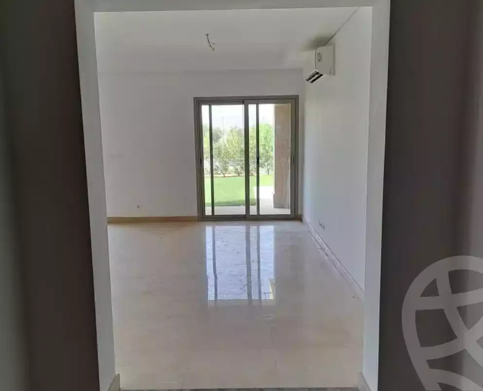 https://aqarmap.com.eg/ar/listing/4304950-for-rent-cairo-mokattam-compounds-uptown-cairo